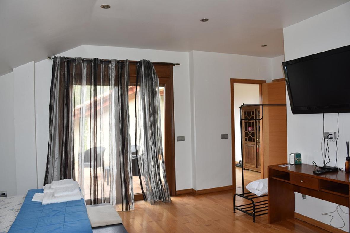 Appartement A De Bego à Mougás Extérieur photo